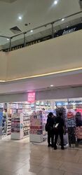 Lucky Plaza (D9), Shop House #543654781